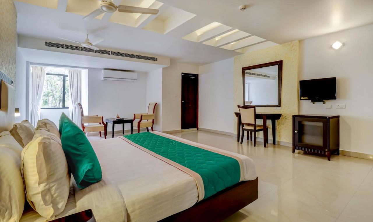 Hotel Luciya Kochi Exterior photo