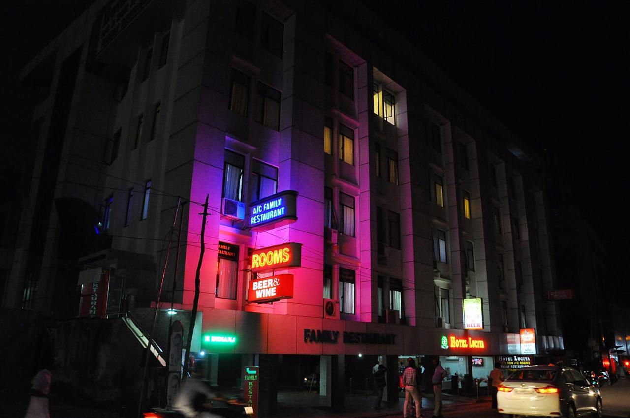 Hotel Luciya Kochi Exterior photo